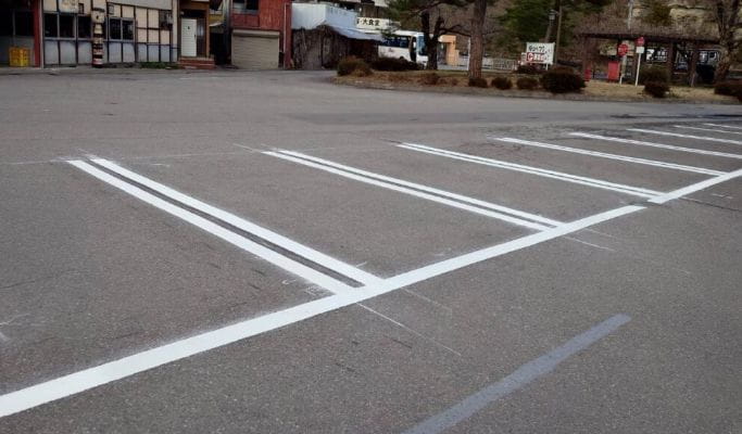 駐車場ライン