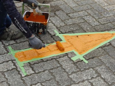 裏磐梯諸橋近代美術館様　区画線消し　矢印塗装　　