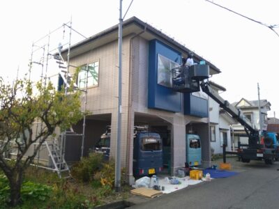 会津若松市内　ベランダ防水　外壁塗装　屋根塗装　雪止め取り付け　開始！