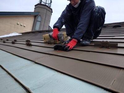 雨樋取り付け　雪止め金具取付　　会津若松　　(*^-^*)