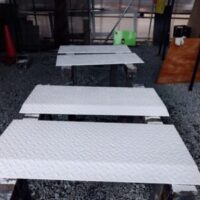 こんな塗装もします　　鉄製スロープ防滑塗装　ドコモショップ　会津坂下　　(*^-^*)