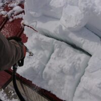 雪下ろし　雪庇下し
